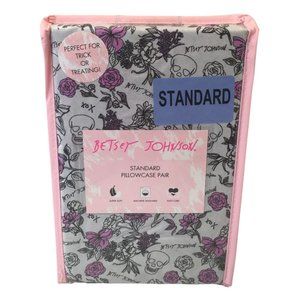 Betsey Johnson Halloween Haunted Floral Skulls Standard Pillowcases Gray Lilac